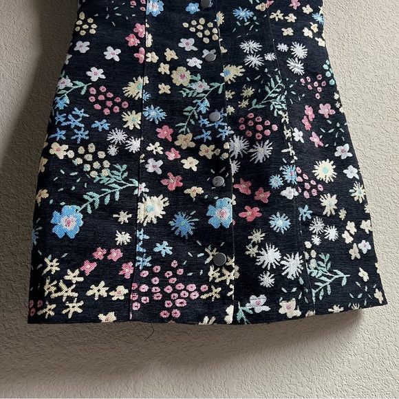 STORIA Honeydew Dress – Black Floral Mini Snap Shirt Dress. Runs small! - Picture 13 of 16